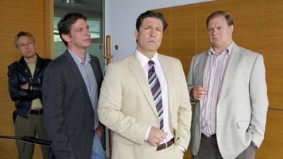 Die Rosenheim-Cops: Staffel 11, Folge 12: Teufel in Weiß Die Rosenheim-Cops: Staffel 11, Folge 12: Teufel in Weiß