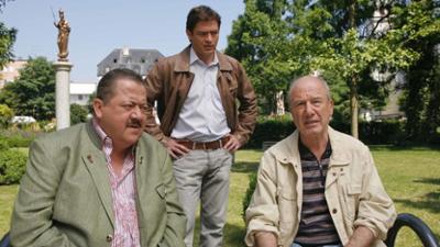 Die Rosenheim-Cops: Staffel 10, Folge 13: Tod beim Live-Chat
