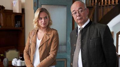 Die Rosenheim-Cops: Staffel 19, Folge 21: Ein Zwilling kommt selten allein