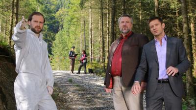 Die Rosenheim-Cops: Staffel 17, Folge 8: In die Falle gerast