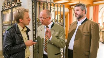 Die Rosenheim-Cops: Staffel 13, Folge 5: Die Tote in der Kiste