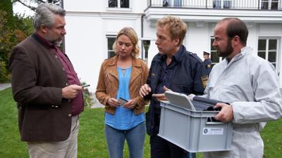 Die Rosenheim-Cops: Staffel 19, Folge 27: Der dritte Mann