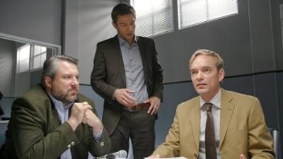 Die Rosenheim-Cops: Staffel 12, Folge 1: Die Rückkehr des Patriarchen