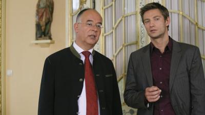 Die Rosenheim-Cops: Staffel 11, Folge 3: Die Spitze der Feder