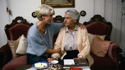 Die Schwarzwaldklinik: Staffel 3, Folge 12: Der Tod der alten Dame