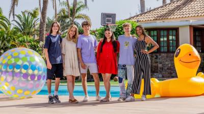 Die WG: Staffel 14, Folge 01: Die Mixed-WG - Fiesta Gran Canaria