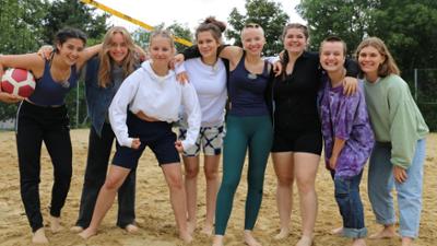 Die WG: Staffel 16, Folge 15: Partyvorbereitung