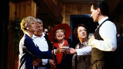 Die Wicherts von nebenan: Staffel 2, Folge 8: Ein Hund für Hannelore