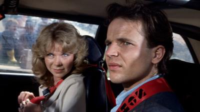 Diese Drombuschs: Staffel 2, Folge 3: Flucht nach vorn