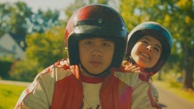 Doppelhaushälfte: Staffel 5, Folge 9: Roadtrip