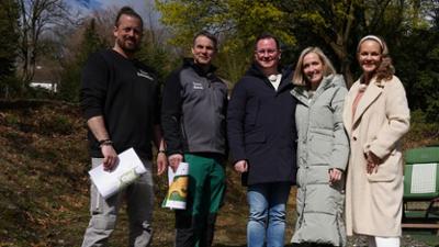 Duell der Gartenprofis: Staffel 2026, Folge 28: Ein Garten am Hang