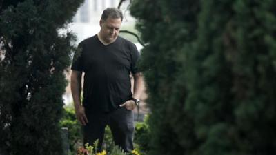 Escobar – Mein Vater, der Drogenbaron: Staffel 2023, Folge 2: Kampf ums Überleben Escobar – Mein Vater, der Drogenbaron: Staffel 2023, Folge 2: Kampf ums Überleben