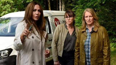Frühling: Staffel 12, Folge 4: Das Mädchen hinter der Tür Frühling: Staffel 12, Folge 4: Das Mädchen hinter der Tür