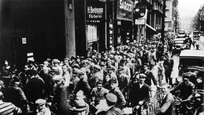 Geheimnisse der Weimarer Republik: Staffel 1, Folge 3: 1929-1933: Der Weg in den Abgrund