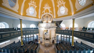 Gottesdienste: In neuem Licht