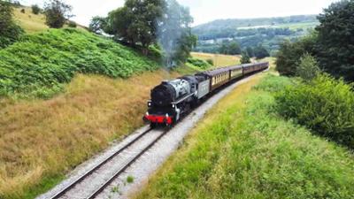 Großbritanniens schönste Bahnstrecken: Staffel 1, Folge 2: Auf Schienen durch die Highlands