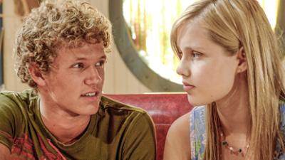 H2O - Plötzlich Meerjungfrau: Staffel 1, Folge 11: Duell im Wasser