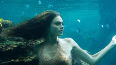 H2O - Plötzlich Meerjungfrau: Staffel 2, Folge 4: Feuer und Eis