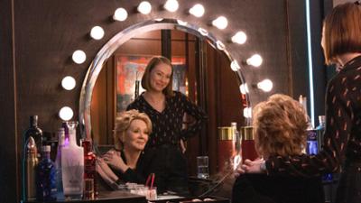 Hacks: Staffel 2, Folge 8: Die einzig Wahre(n)