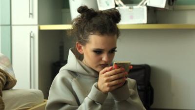 Hungry: Staffel 1, Folge 4: Feelings Hungry: Staffel 1, Folge 4: Feelings