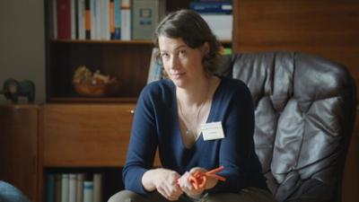 Hungry: Staffel 1, Folge 3: Crush Hungry: Staffel 1, Folge 3: Crush