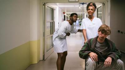 I don't work here: Staffel 1, Folge 7: Friedhof