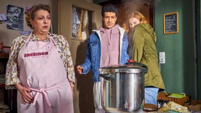 Ich dich auch!: Staffel 3, Folge 6: Der Unfall Ich dich auch!: Staffel 3, Folge 6: Der Unfall