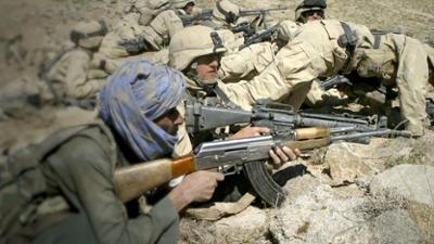 Im Schatten der Türme - Der Krieg gegen den Terror: Staffel 1, Folge 1: Vergeltung in Afghanistan