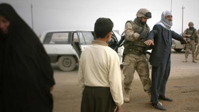 Im Schatten der Türme - Der Krieg gegen den Terror: Staffel 1, Folge 2: Mit Lügen in den Irak