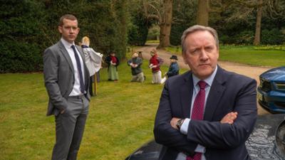 Inspector Barnaby: Staffel 22, Folge 4: Die Vogelscheuchen-Morde