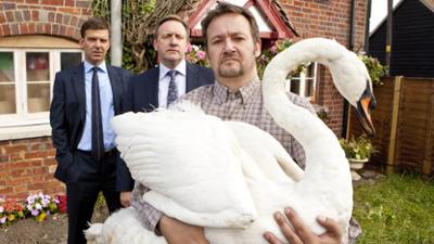 Inspector Barnaby: Staffel 14, Folge 8: Die Vögel Inspector Barnaby: Staffel 14, Folge 8: Die Vögel