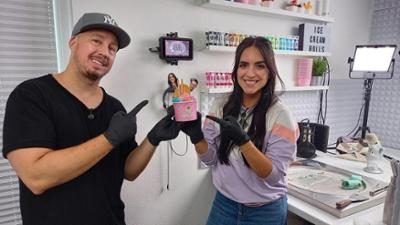 KiKA LIVE: Jess macht Ice Cream Rolls