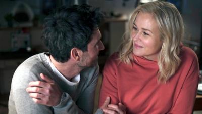 Lena Lorenz: Staffel 10, Folge 5: Flaschenkind (1) Lena Lorenz: Staffel 10, Folge 5: Flaschenkind (1)
