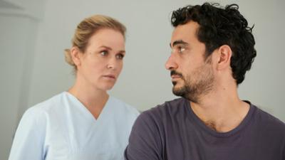 Lena Lorenz: Staffel 9, Folge 1: Schicksalsschlag (1) Lena Lorenz: Staffel 9, Folge 1: Schicksalsschlag (1)