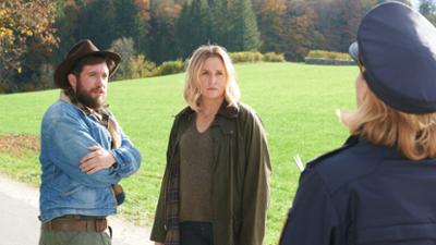 Lena Lorenz: Staffel 9, Folge 5: Gegen den Schmerz (2) Lena Lorenz: Staffel 9, Folge 5: Gegen den Schmerz (2)