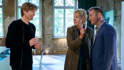 Marie Brand und ...: Staffel 3, Folge 1: Marie Brand und der Duft des Todes