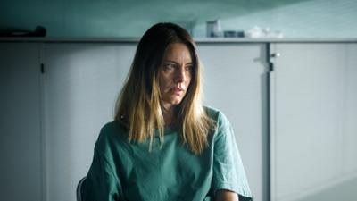 Mord im Mittsommer: Staffel 7, Folge 3: Scheinwelten