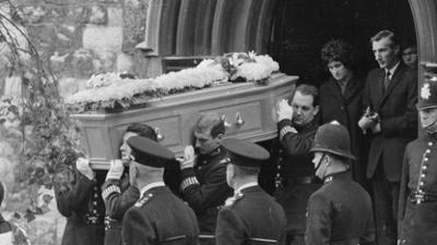 Murder Maps: Staffel 1, Folge 17: Polizistenmord in London Murder Maps: Staffel 1, Folge 17: Polizistenmord in London