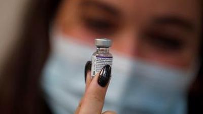 NANO: Corona-Impfung: Ist Auffrischen nötig? 