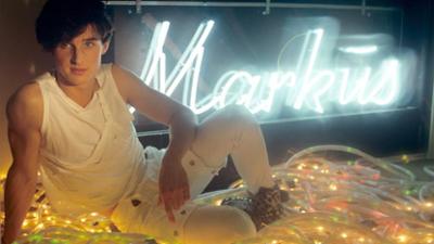 Neue Deutsche Welle: Staffel 1, Folge 2: Der Hype