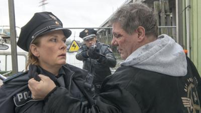 Notruf Hafenkante: Staffel 8, Folge 2: Lucky Punch