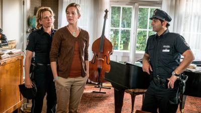 Notruf Hafenkante: Staffel 9, Folge 10: Hausmusik Notruf Hafenkante: Staffel 9, Folge 10: Hausmusik