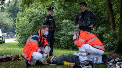 Notruf Hafenkante: Staffel 15, Folge 19: Dicke Fische
