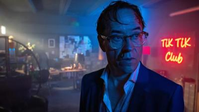 Rechtsanwalt Vernau: Staffel 1, Folge 9: Der schwarze Schwan