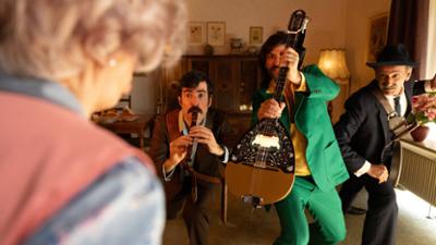 Rembetis – Die Geisterjäger: Staffel 1, Folge 2: Maneater