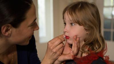 SAFE: Staffel 1, Folge 1: Episode 1 SAFE: Staffel 1, Folge 1: Episode 1