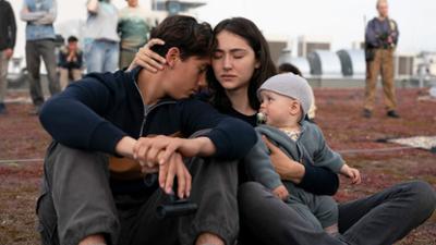 Sløborn: Staffel 3, Folge 1: Eine neue Welt Sløborn: Staffel 3, Folge 1: Eine neue Welt