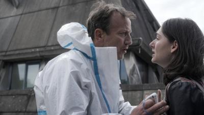 Sløborn: Staffel 3, Folge 6: Sünden der Väter Sløborn: Staffel 3, Folge 6: Sünden der Väter