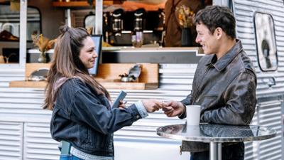 SOKO Köln: Staffel 22, Folge 10: Amiras Entscheidung