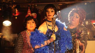 SOKO Stuttgart: Staffel 9, Folge 7: La vie en rose